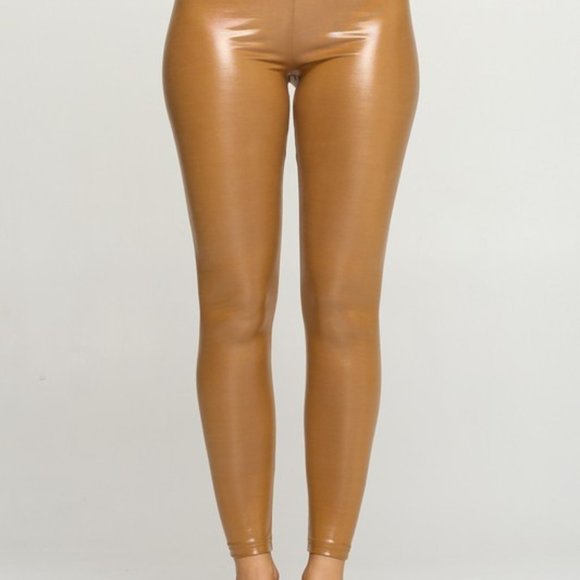 High Waisted Vinyl Leggings - Picture 4 of 4